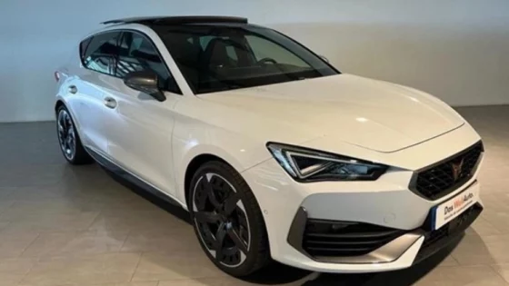 Cupra León de segunda mano en Málaga, alto rendimiento y estilo deportivo
